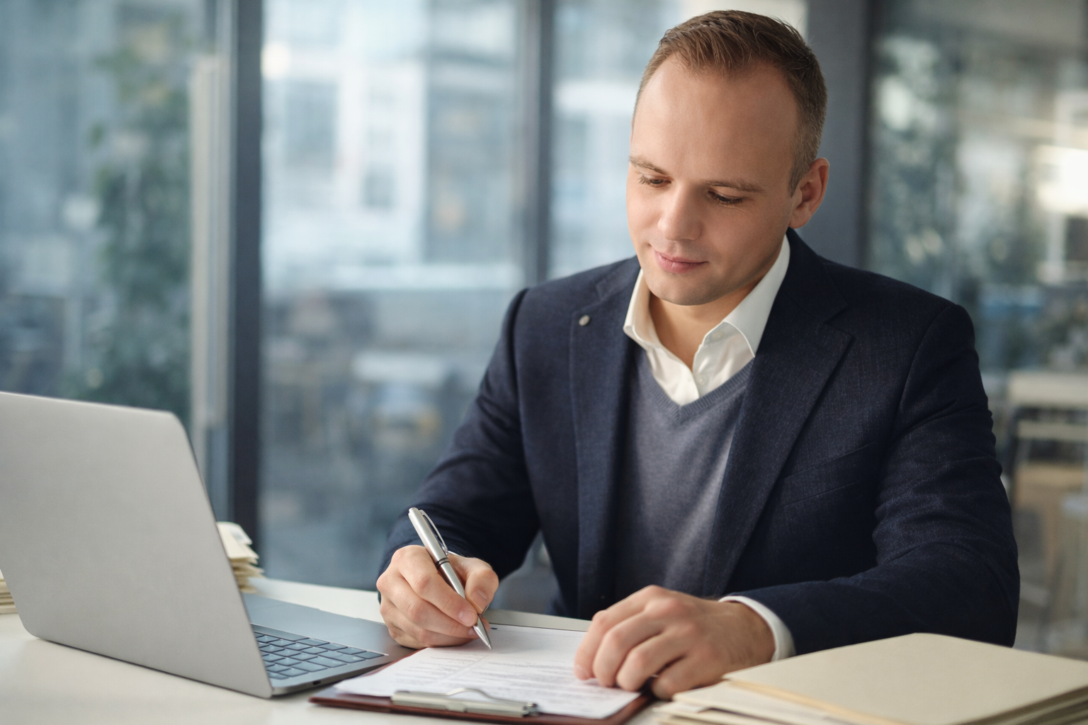 Vincent Auvrignon, conseiller en gestion de patrimoine — Optimavi