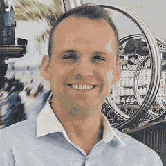 Vincent Auvrignon, English-speaking financial advisor in France